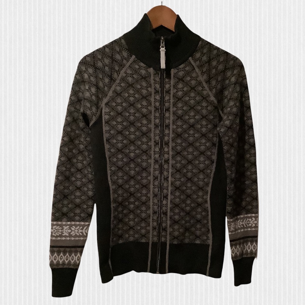 Athleta Black and Gray Patterned Zip-Up Cardigan Sweater